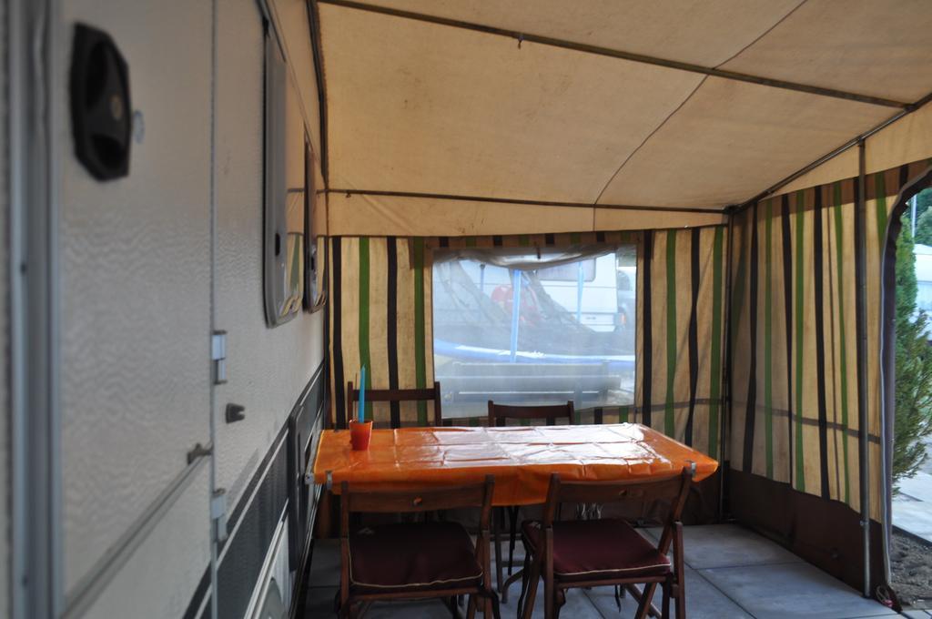 Caravans Magda Niechorze Exterior foto